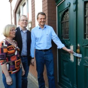 Frühlingsempfang im Hinterhof