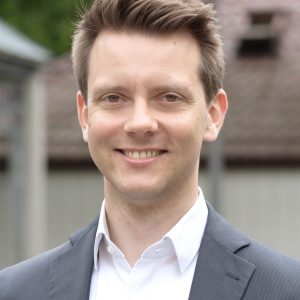 Dr. Simon Bujanowski